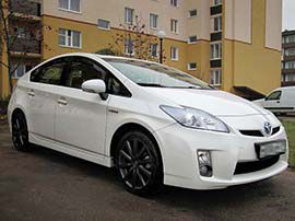 Toyota prius nuoma